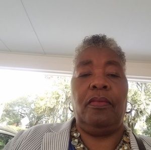 Meet your Posher, Jeannette